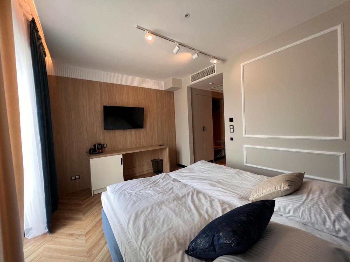 Resto Inn - Smart Apartamenty Blisko Energylandii Polwies エクステリア 写真