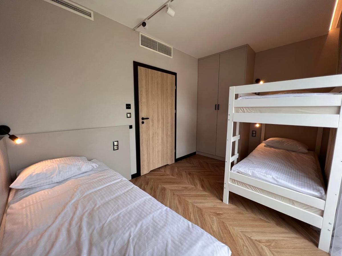 Resto Inn - Smart Apartamenty Blisko Energylandii Polwies エクステリア 写真