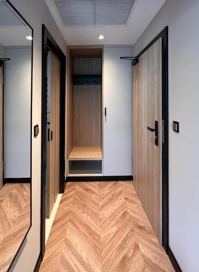 Resto Inn - Smart Apartamenty Blisko Energylandii Polwies エクステリア 写真