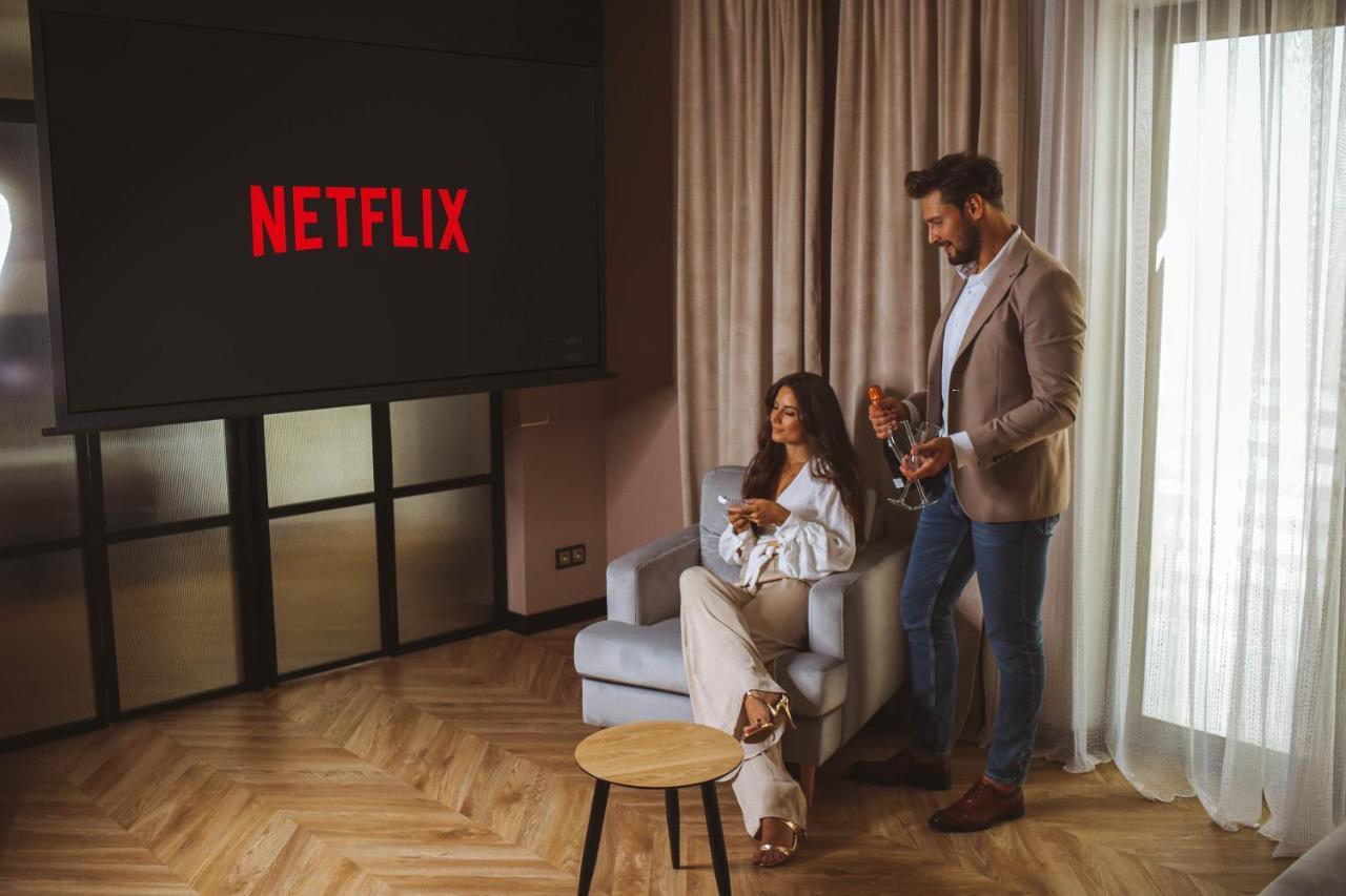 Resto Inn - Smart Apartamenty Blisko Energylandii Polwies エクステリア 写真